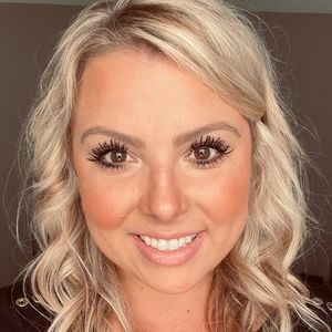 Meet your Posher, Tiffany